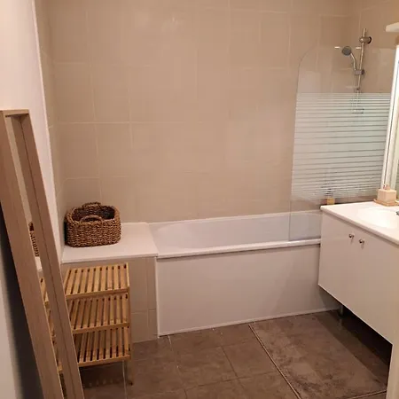 De La Paix Apartment